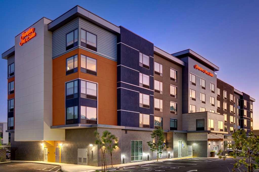 Hampton Inn & Suites Ontario Rancho Cucamonga Esterno foto